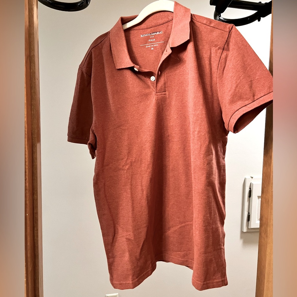 NWOT. Mens Banana Republic Polo. Sz M